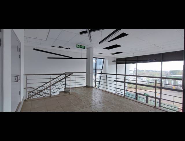 2,230M² WAREHOUSE TO LET IN HIGHVELD